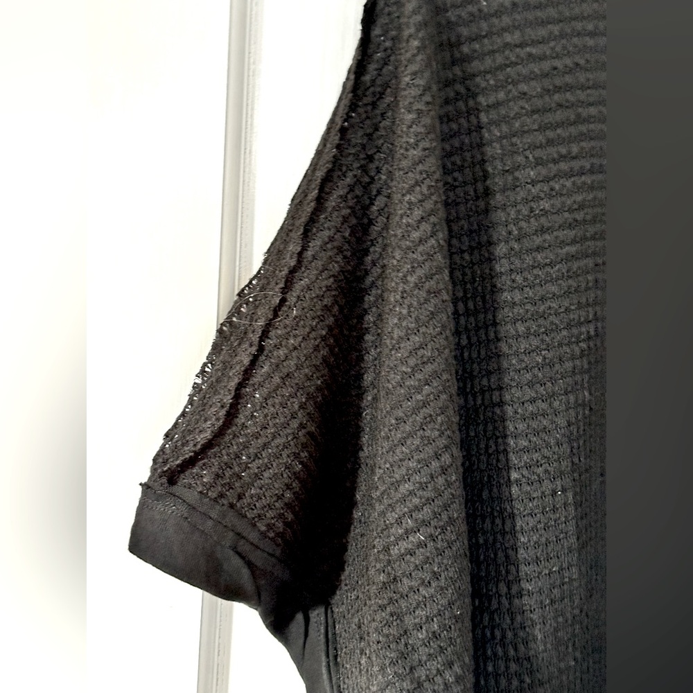 NWT Davi & Dani oversized henley-style mixed fabric button T-shirt - size 2XL - Picture 6 of 12